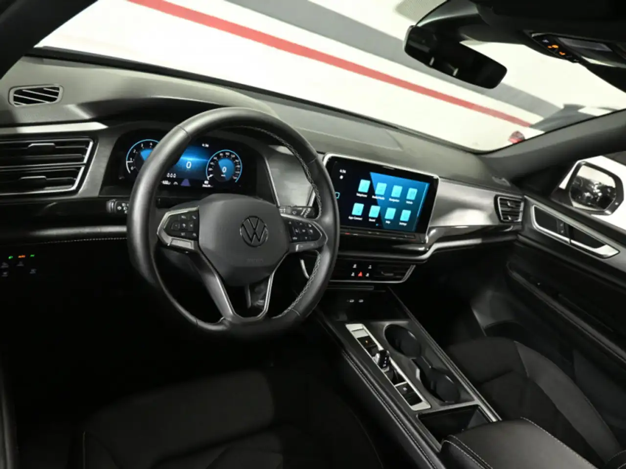 Volkswagen Atlas снимка Volkswagen Atlas
