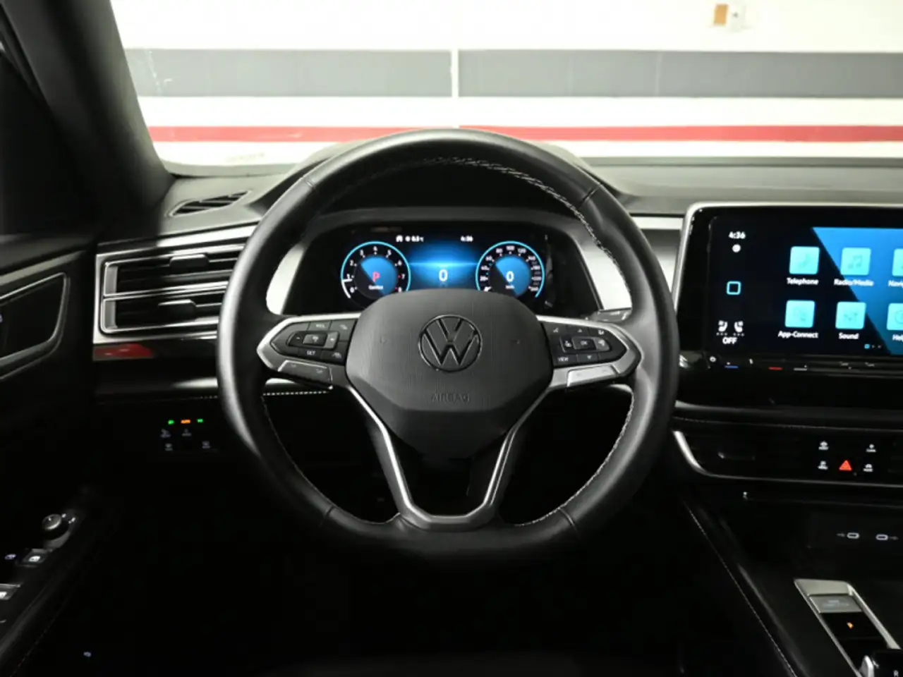 Volkswagen Atlas снимка Volkswagen Atlas