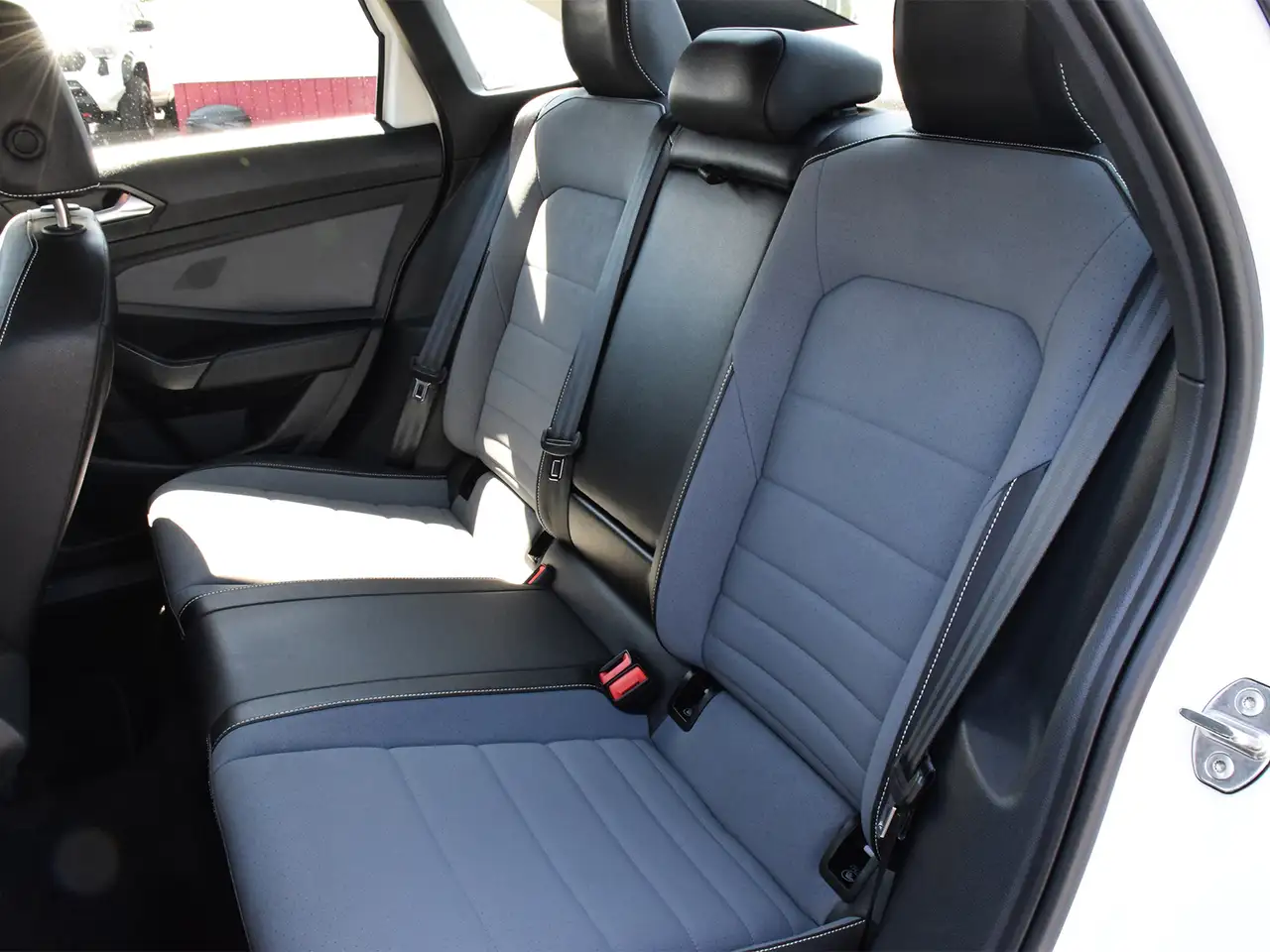 Volkswagen Jetta photo Volkswagen Jetta