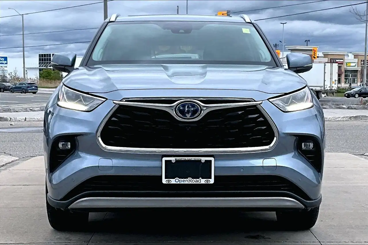 Toyota Highlander снимка Toyota Highlander