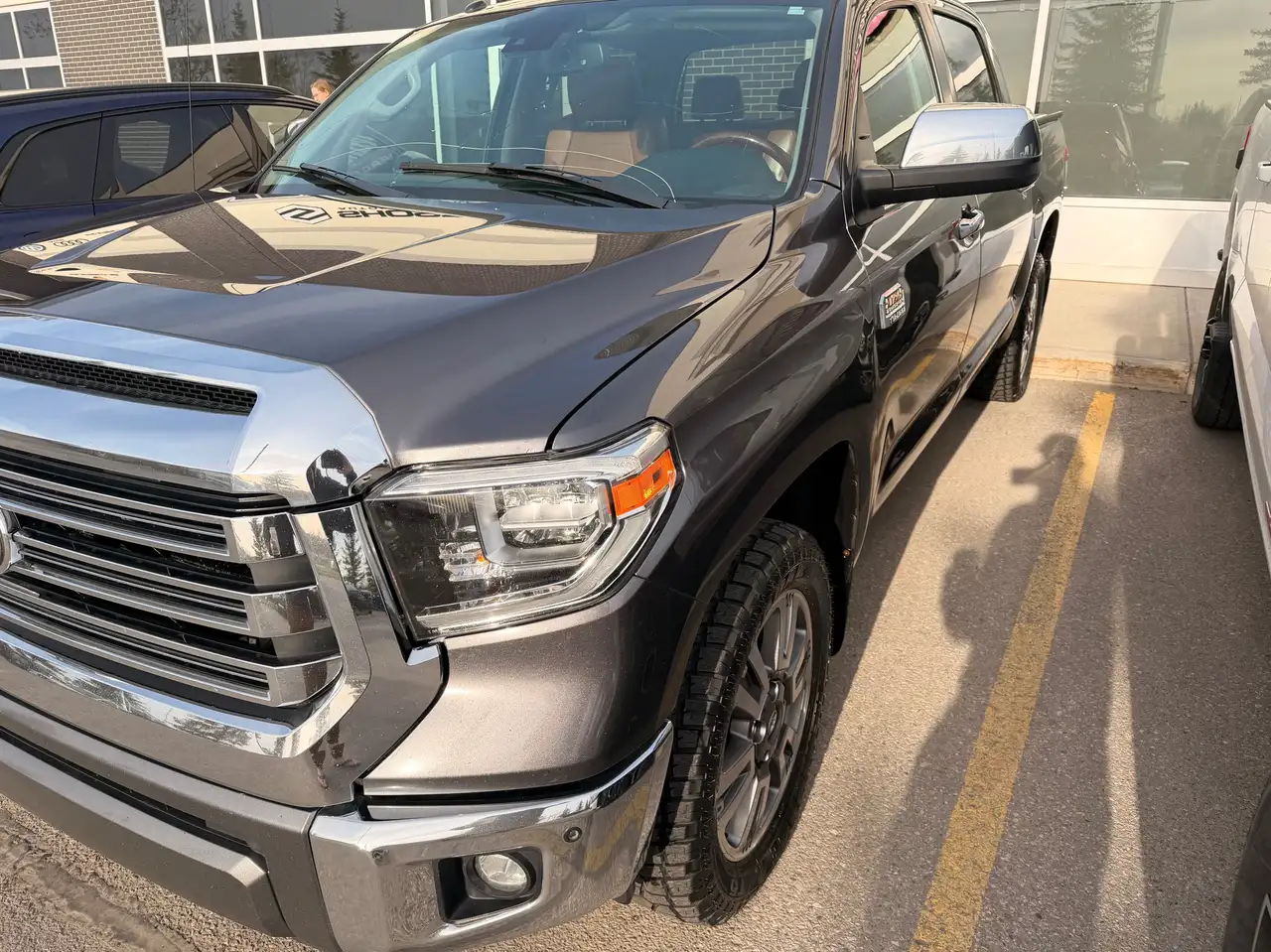 Toyota Tundra снимка Toyota Tundra