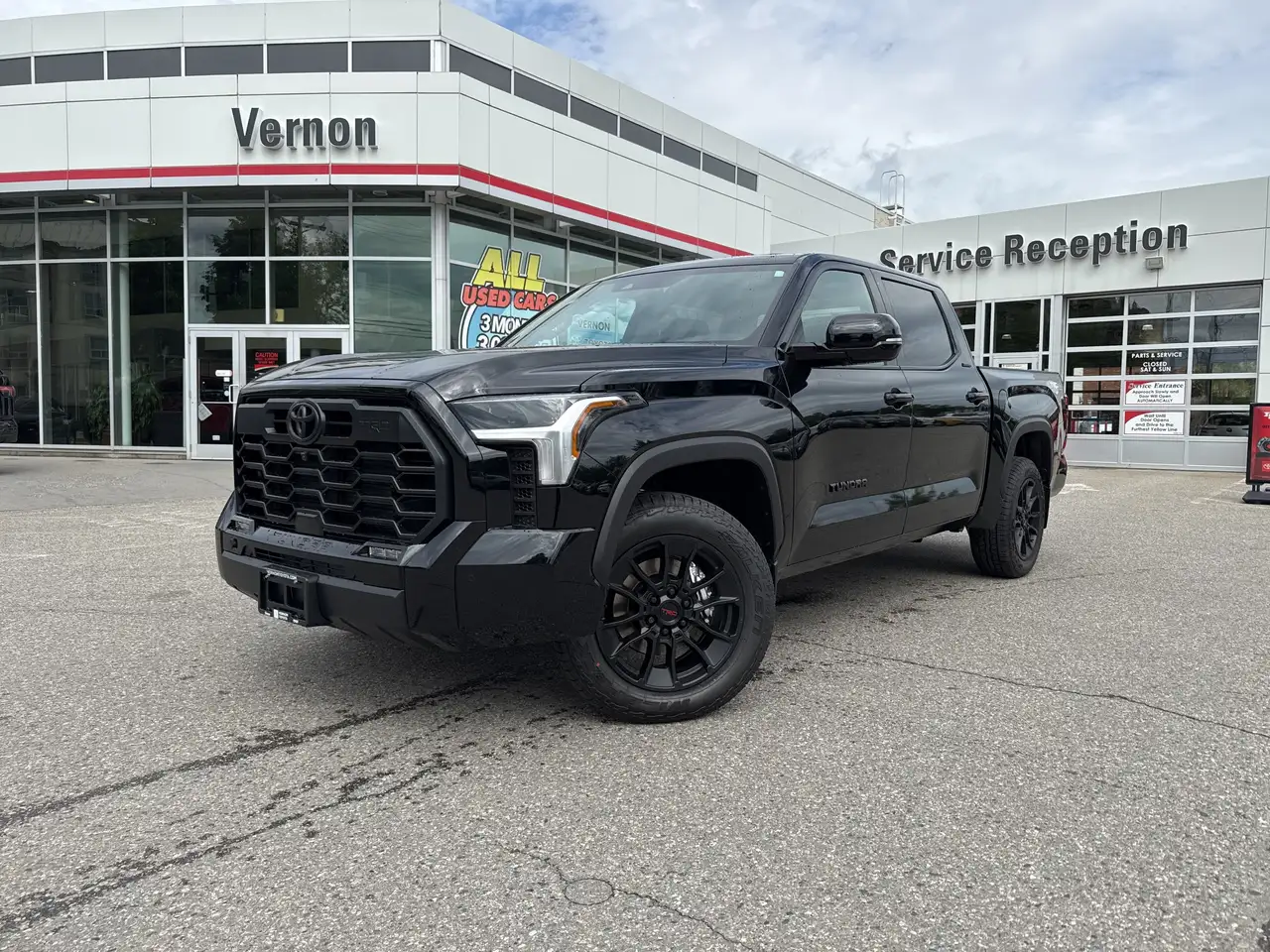 Toyota Tundra снимка Toyota Tundra