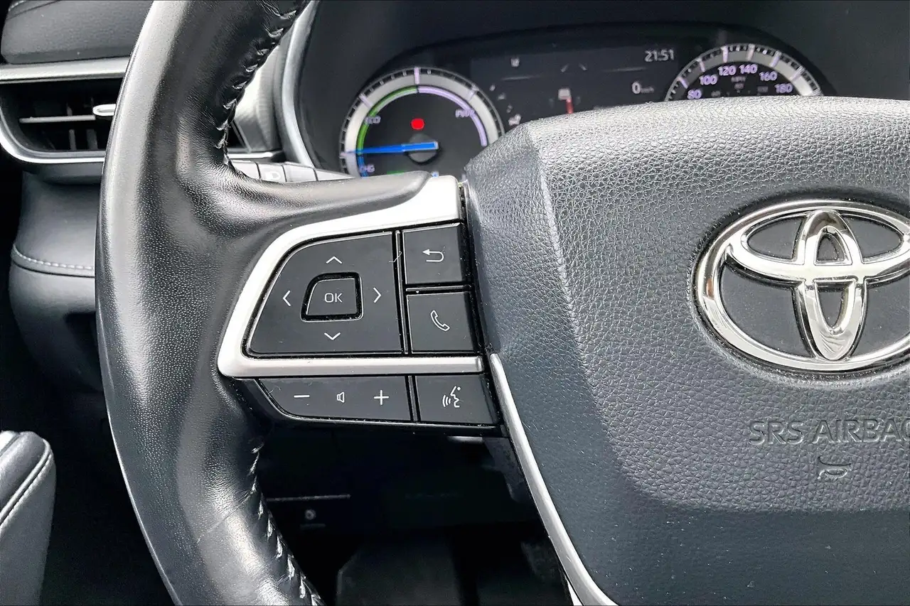 Toyota Highlander снимка Toyota Highlander