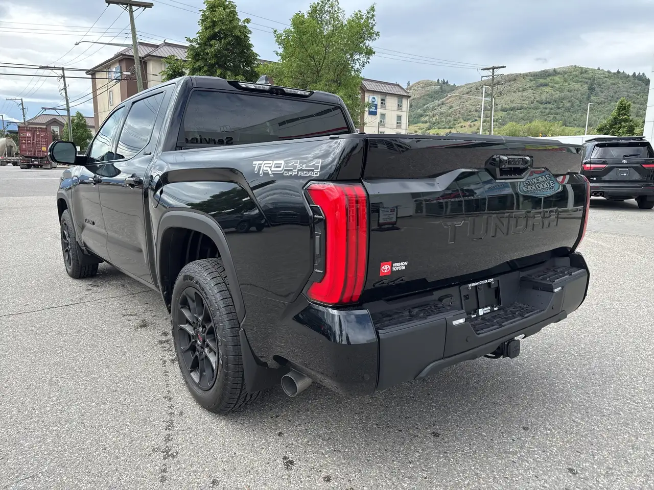 Toyota Tundra снимка Toyota Tundra