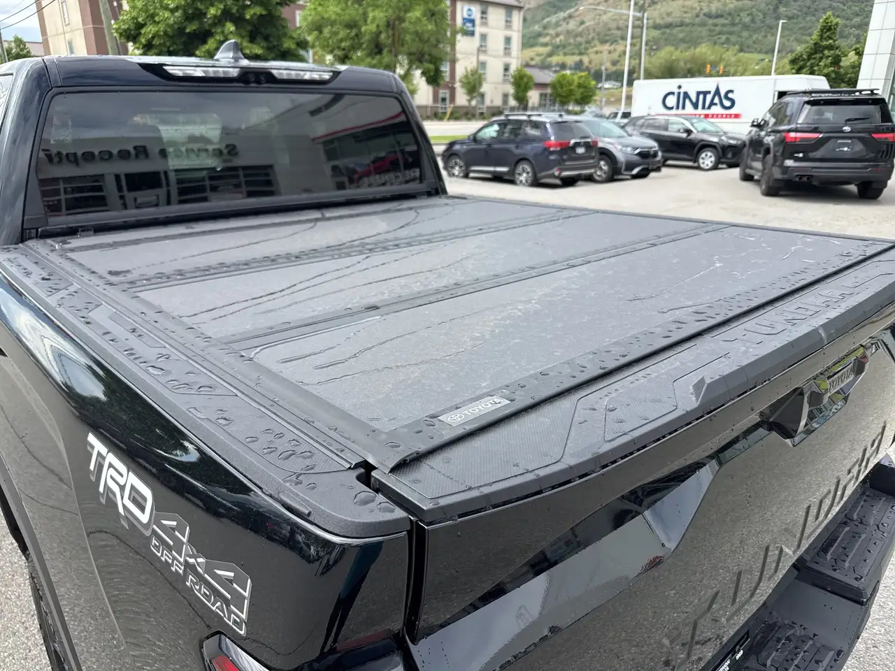 Toyota Tundra снимка Toyota Tundra