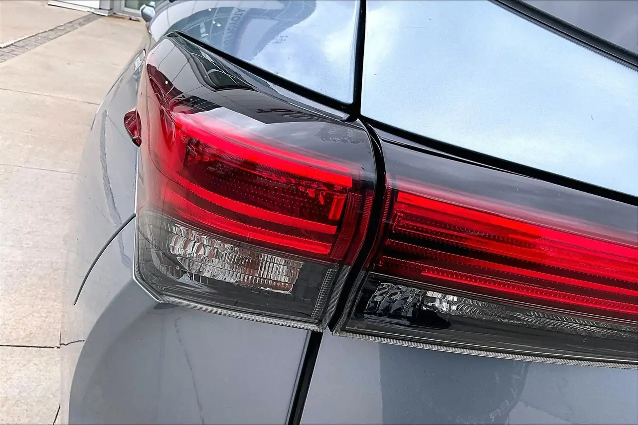 Toyota Highlander снимка Toyota Highlander
