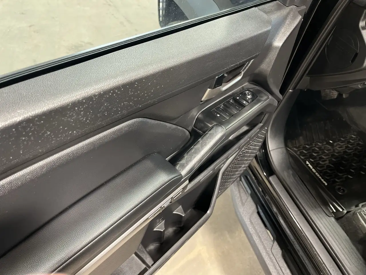 Toyota Tacoma снимка Toyota Tacoma