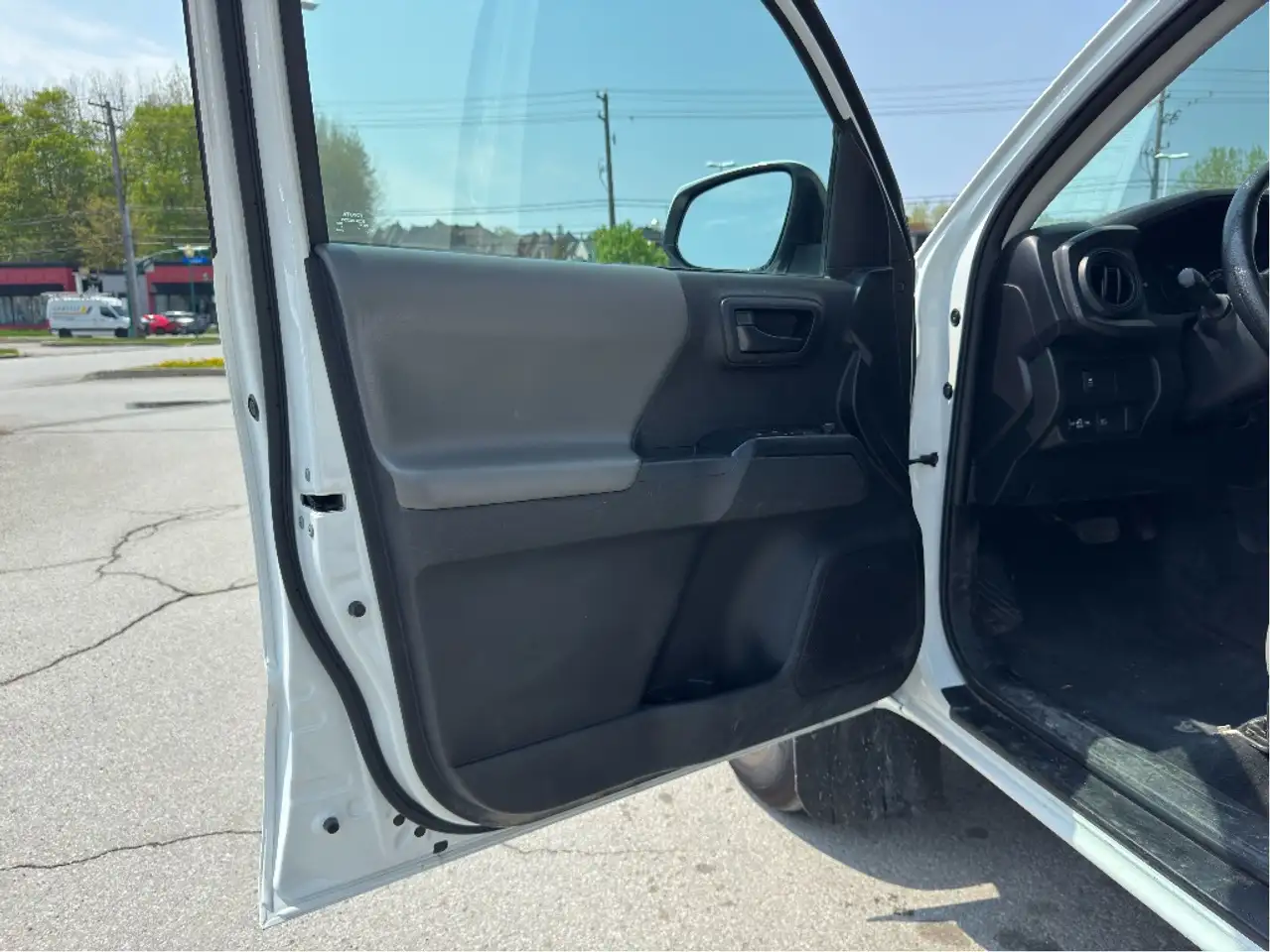 Toyota Tacoma снимка Toyota Tacoma