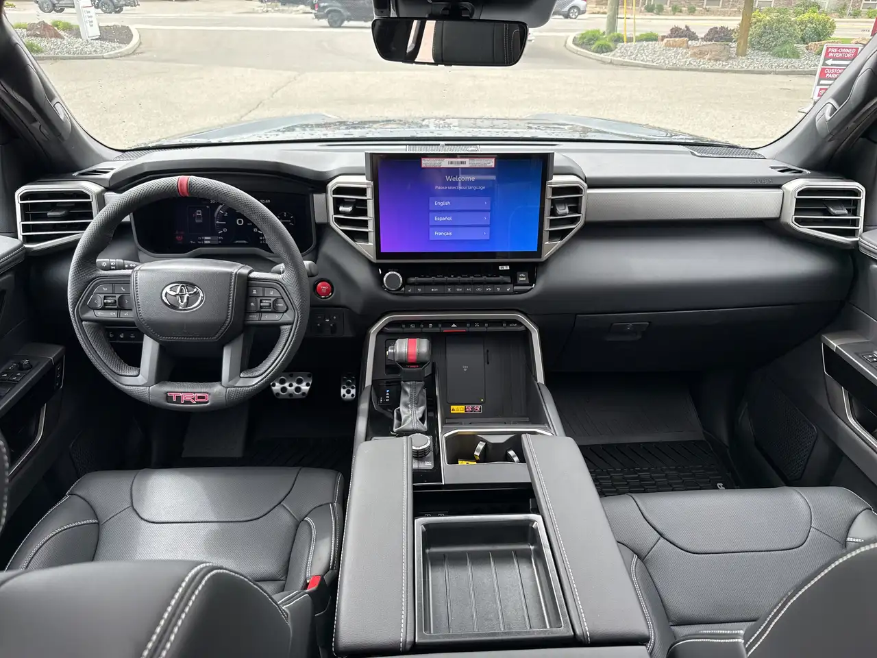 Toyota Tundra снимка Toyota Tundra