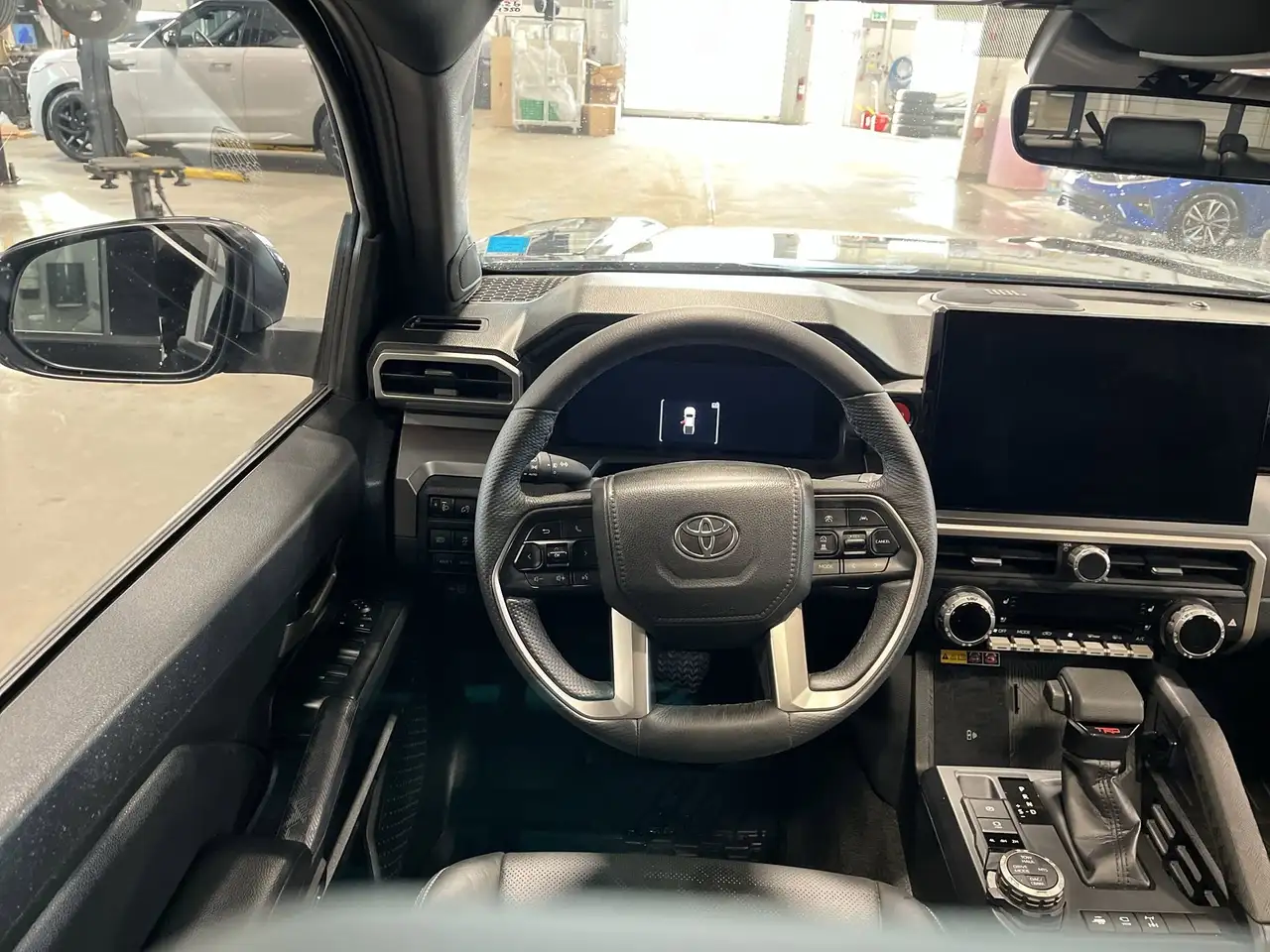 Toyota Tacoma снимка Toyota Tacoma