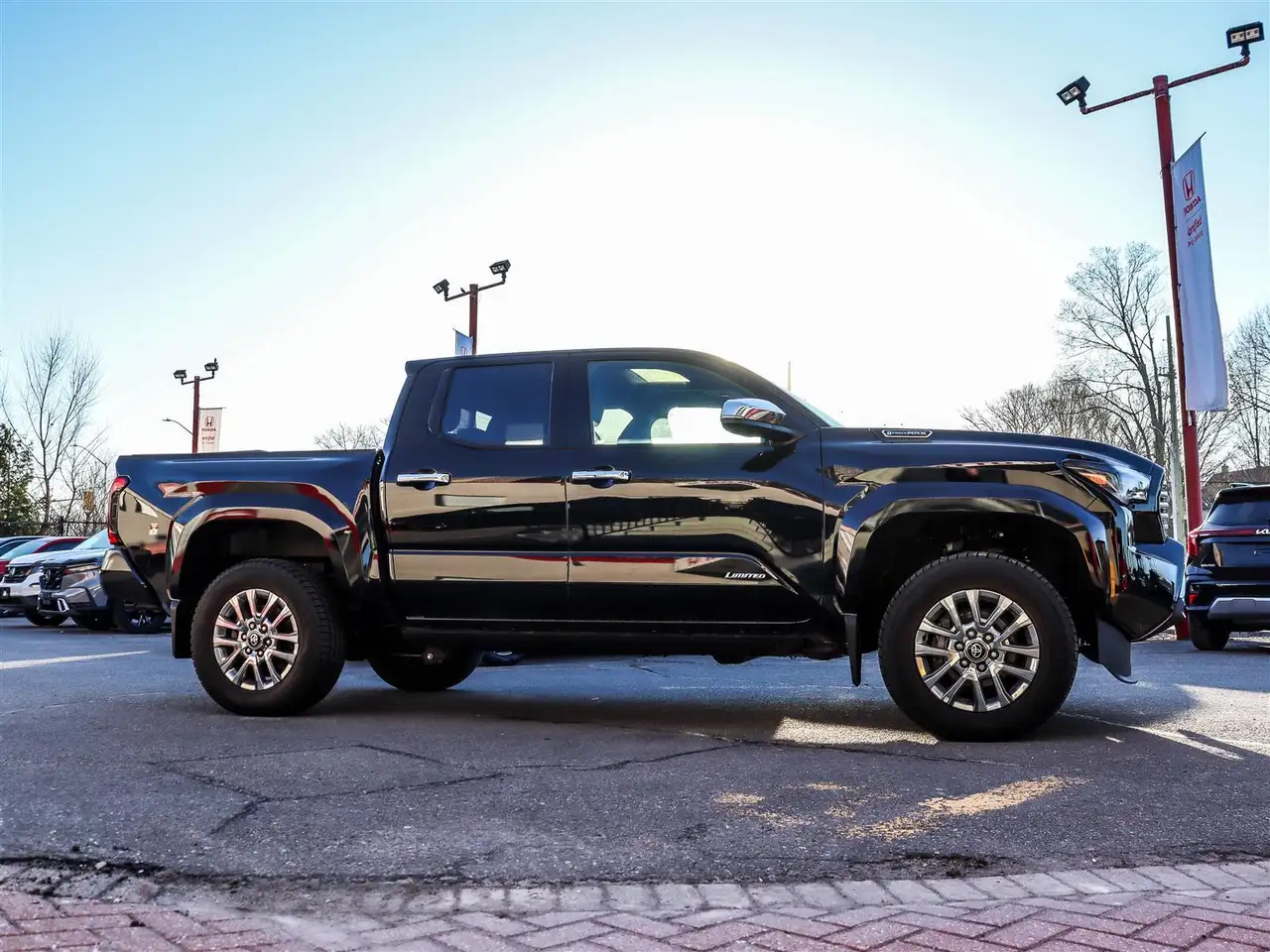 Toyota Tacoma снимка Toyota Tacoma