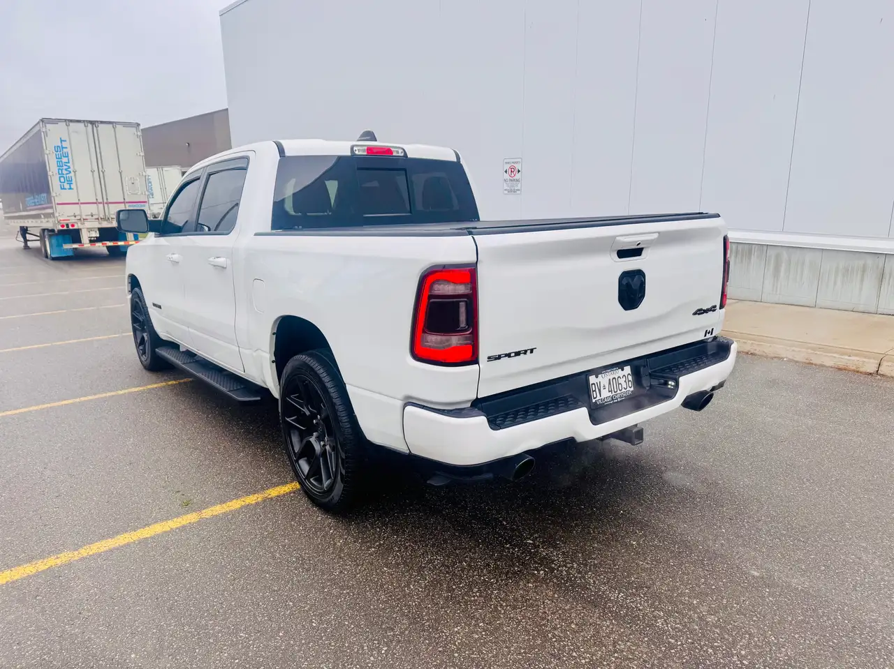 RAM 1500 photo RAM 1500