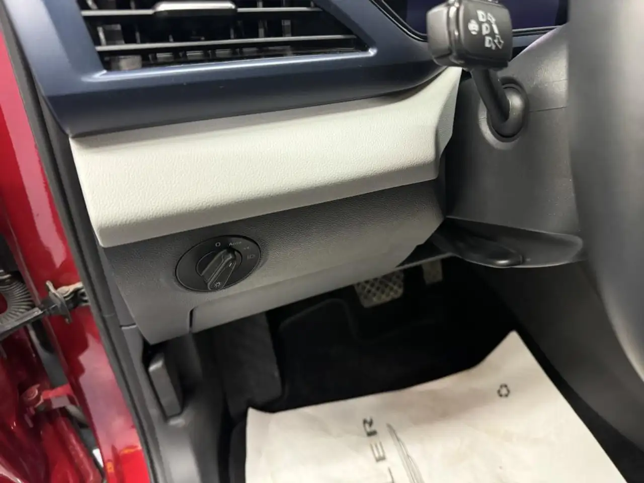 Volkswagen Taos снимка Volkswagen Taos