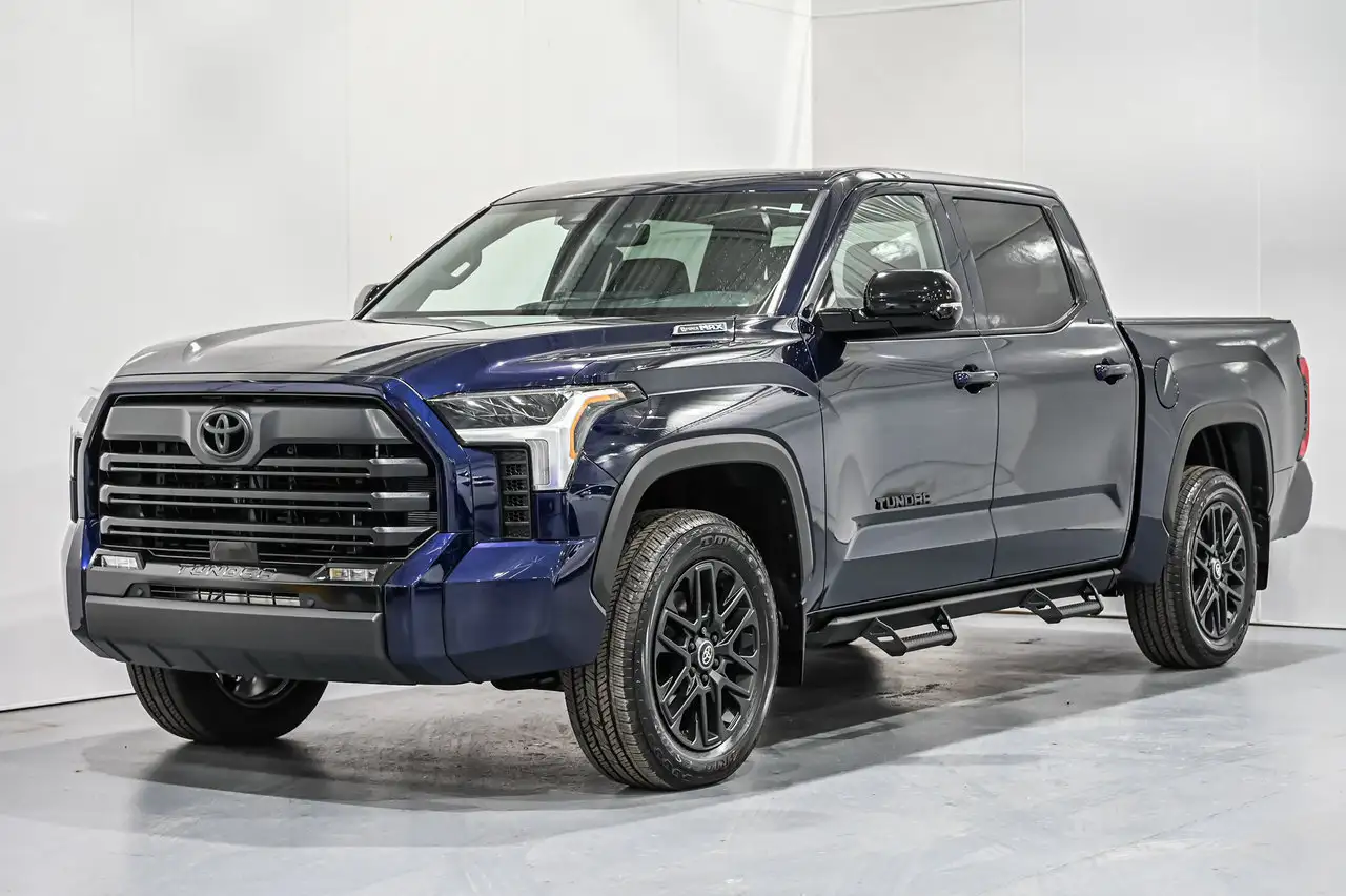 Toyota Tundra снимка Toyota Tundra
