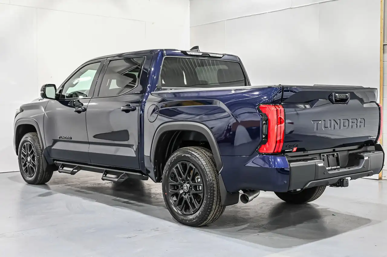 Toyota Tundra снимка Toyota Tundra