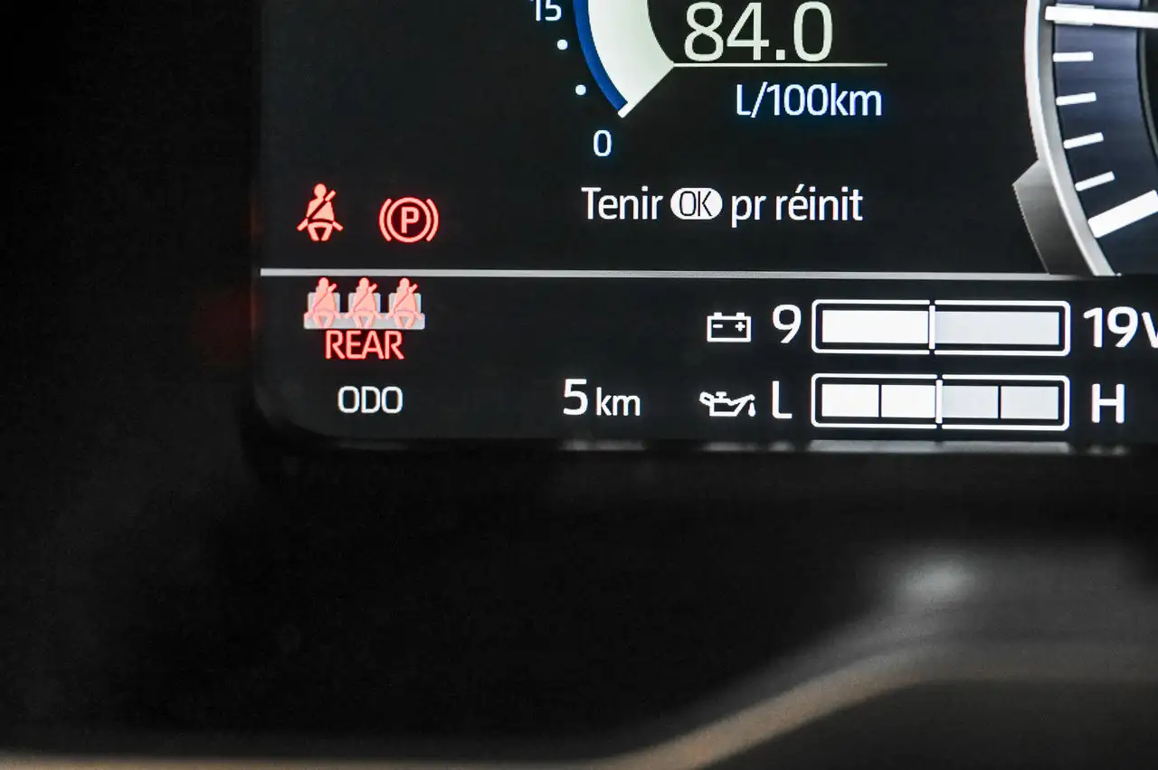 Toyota Tundra снимка Toyota Tundra