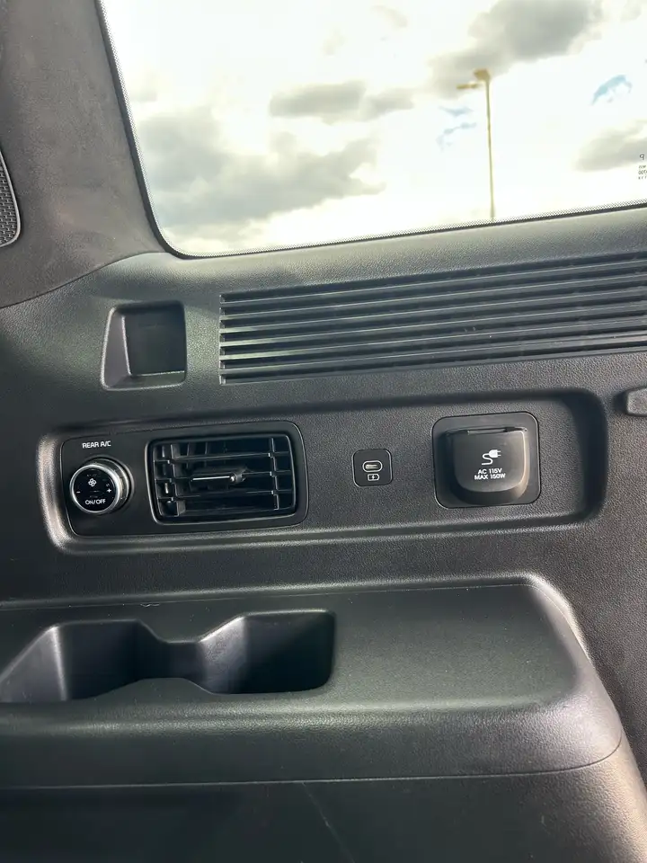 Hyundai SANTA FE снимка Hyundai SANTA FE