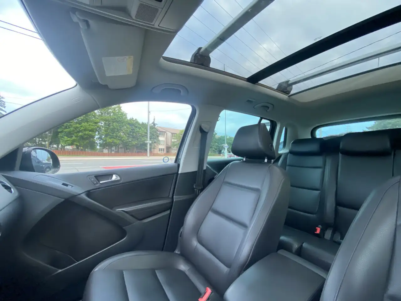 Volkswagen Tiguan снимка Volkswagen Tiguan