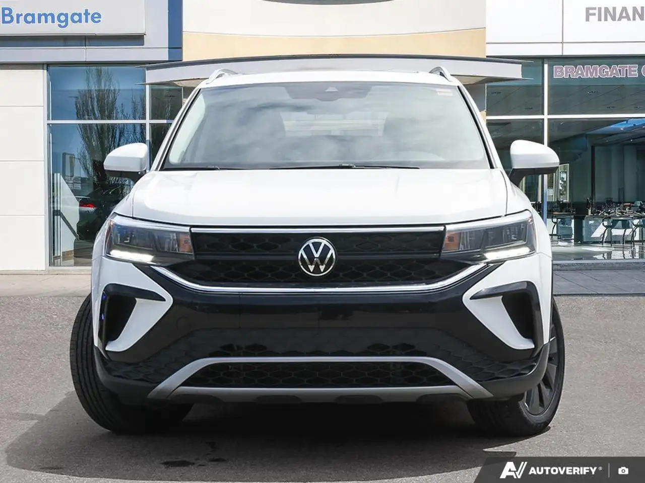 Volkswagen Taos снимка Volkswagen Taos