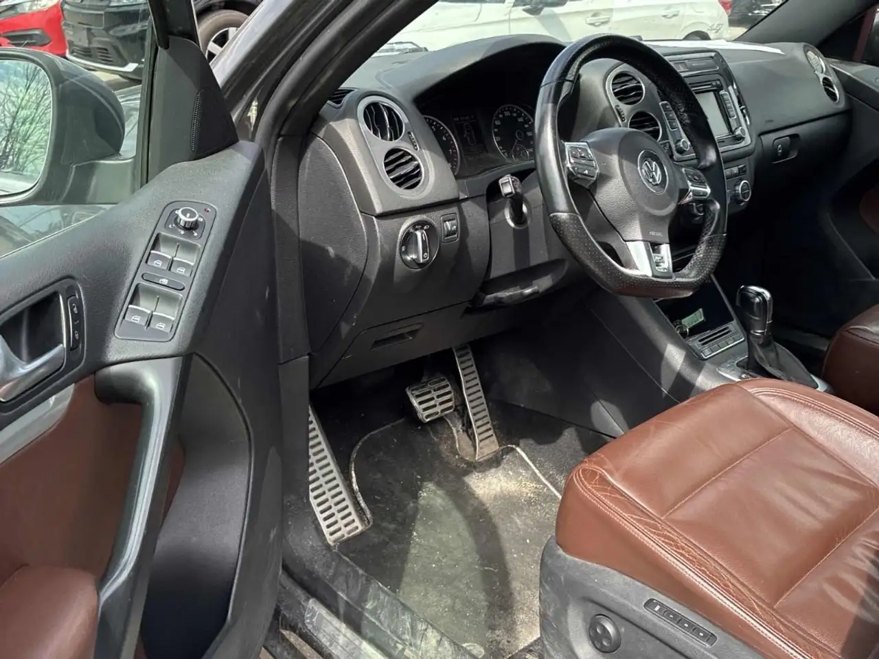 Volkswagen Tiguan снимка Volkswagen Tiguan