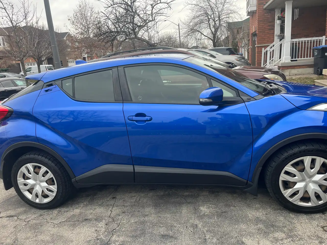Toyota C-HR снимка Toyota C-HR