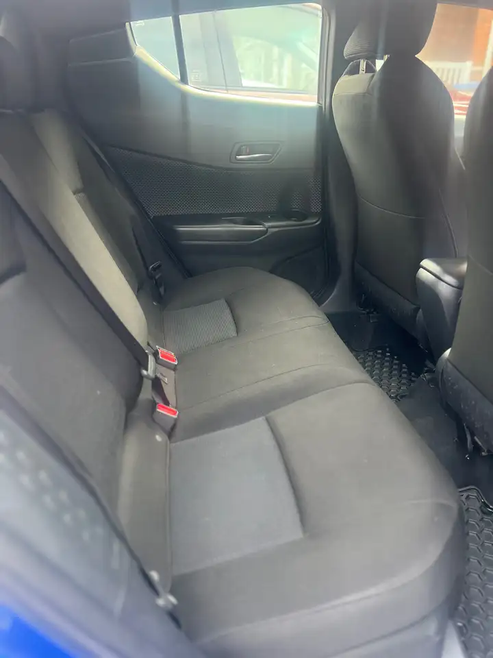 Toyota C-HR снимка Toyota C-HR