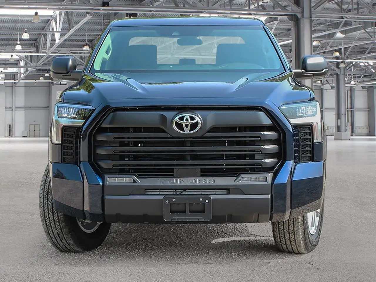 Toyota Tundra снимка Toyota Tundra