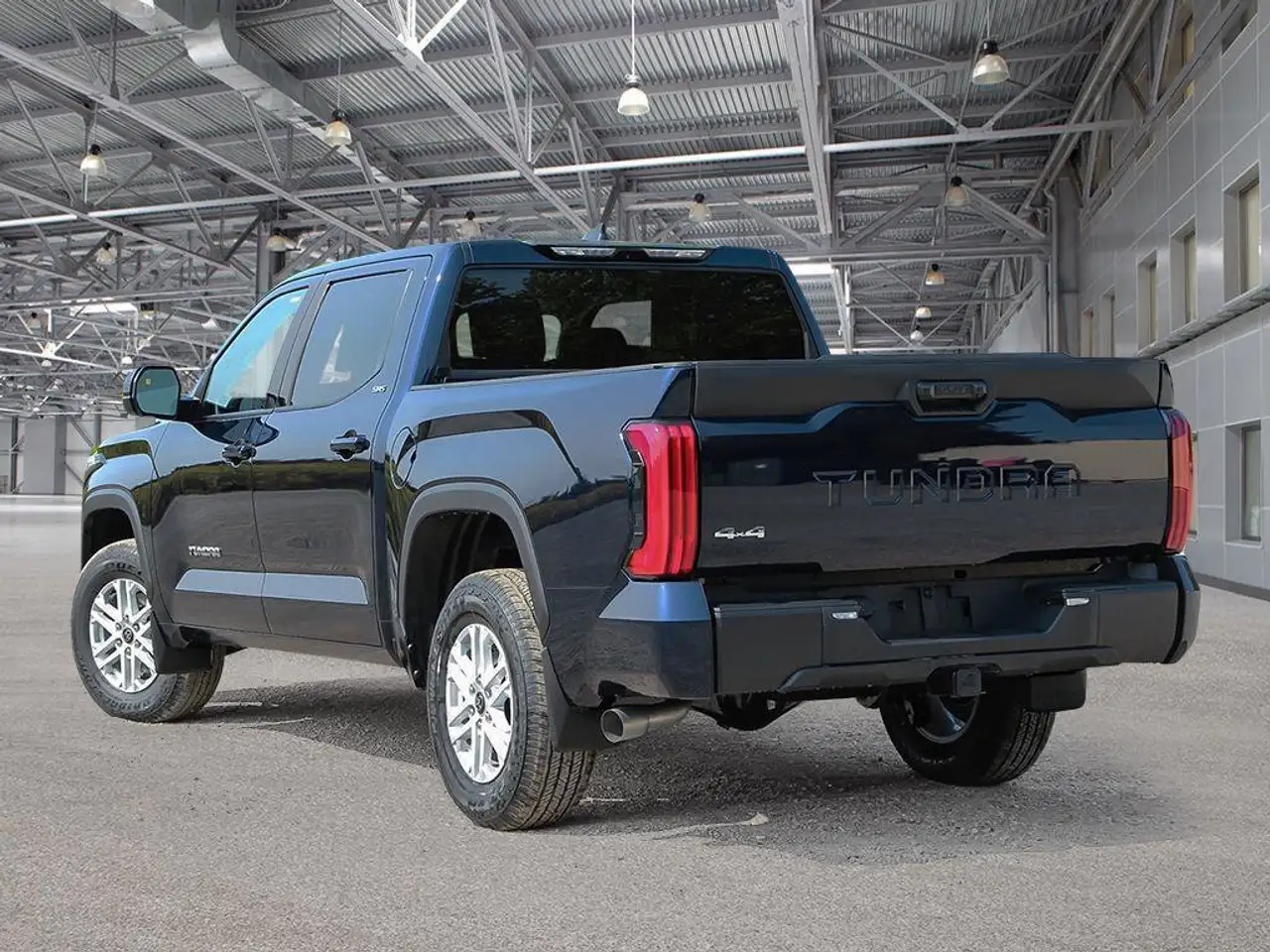Toyota Tundra снимка Toyota Tundra