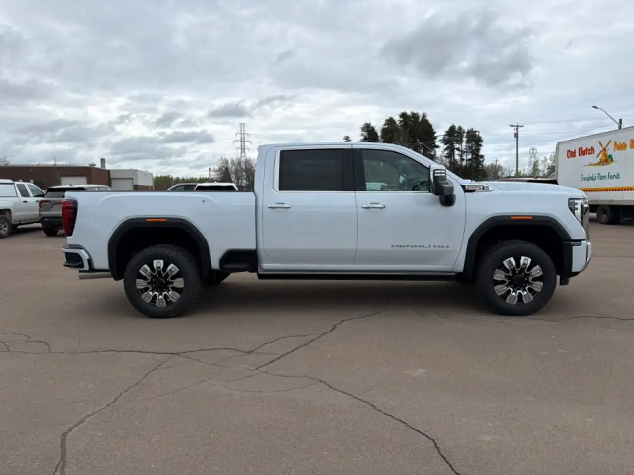 GMC Sierra 2500HD снимка GMC Sierra 2500HD