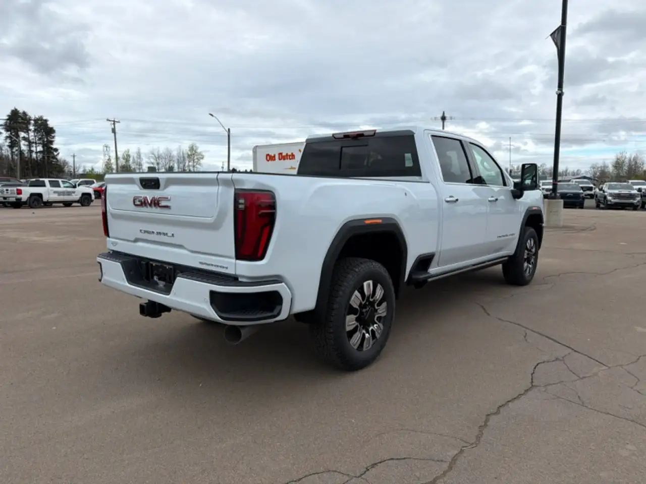 GMC Sierra 2500HD снимка GMC Sierra 2500HD
