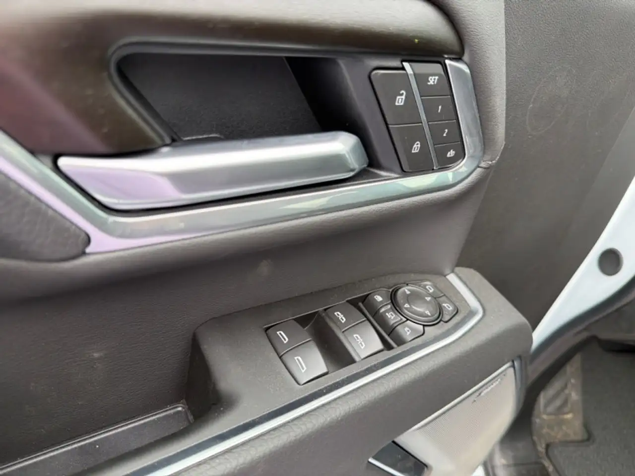 GMC Sierra 2500HD снимка GMC Sierra 2500HD