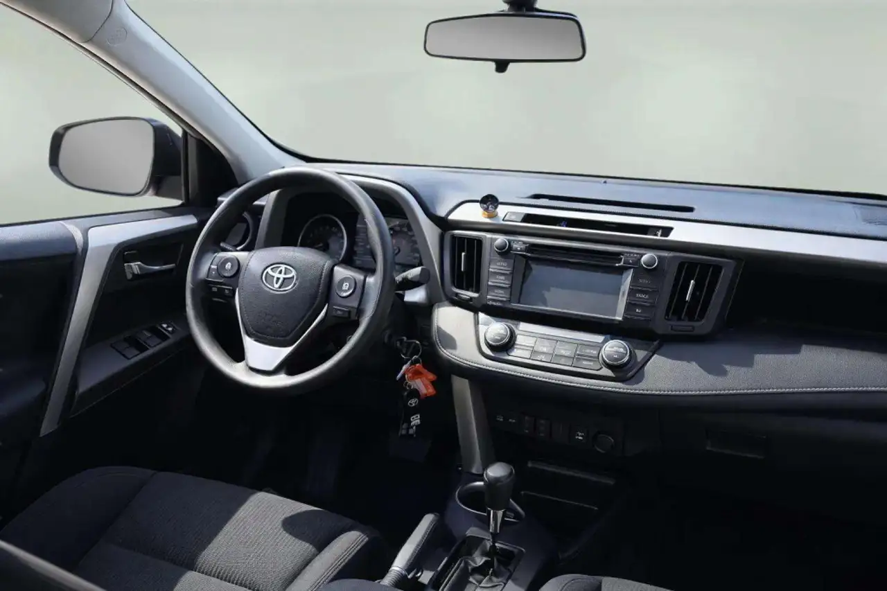 Toyota RAV 4 photo Toyota RAV 4