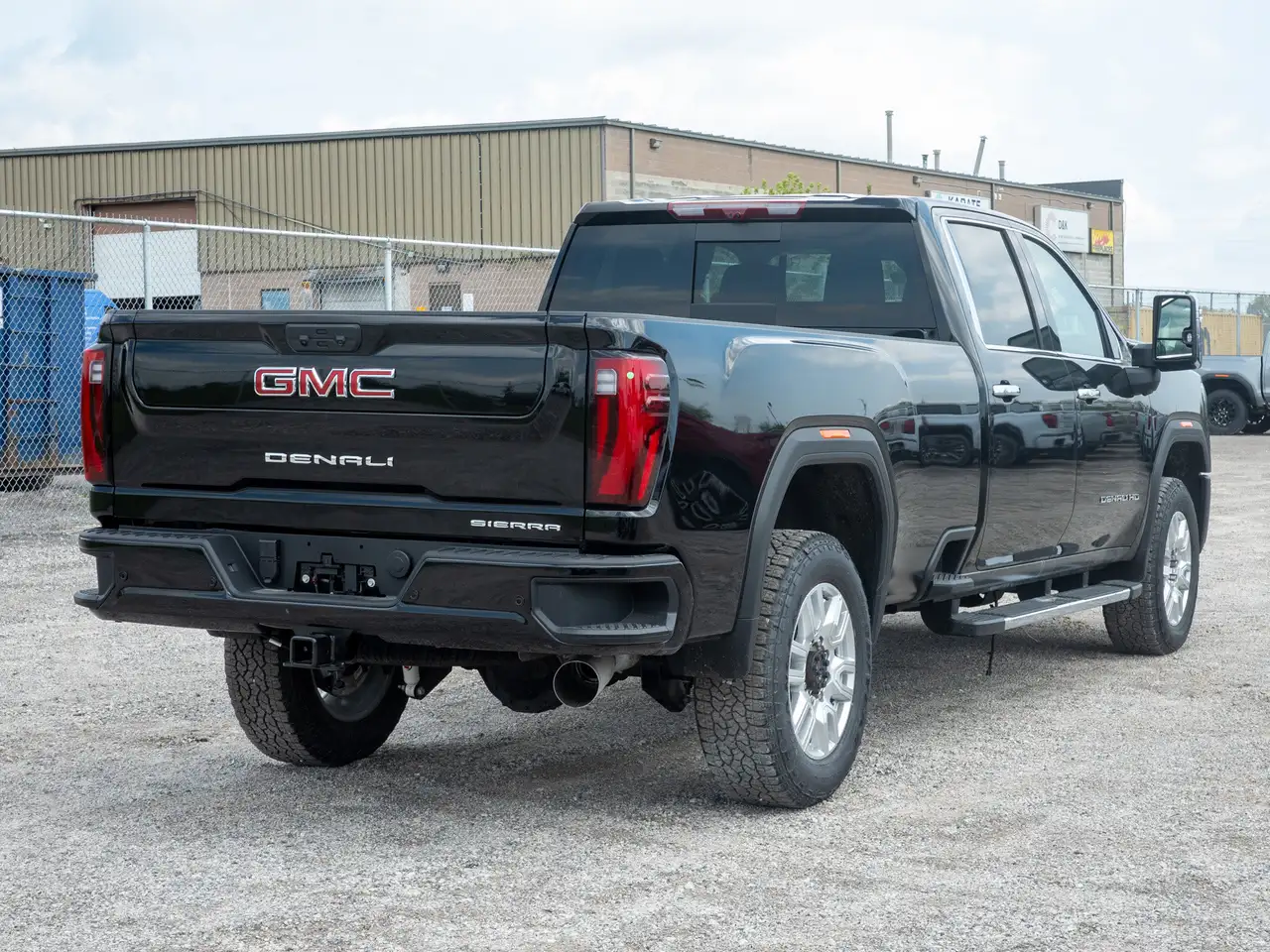 GMC Sierra 2500HD снимка GMC Sierra 2500HD