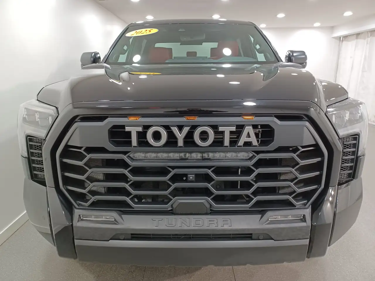 Toyota Tundra photo Toyota Tundra
