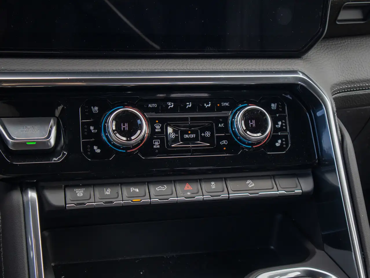 GMC Sierra 2500HD снимка GMC Sierra 2500HD
