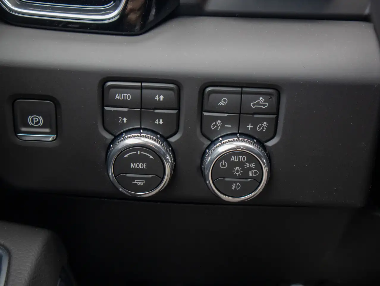 GMC Sierra 2500HD снимка GMC Sierra 2500HD