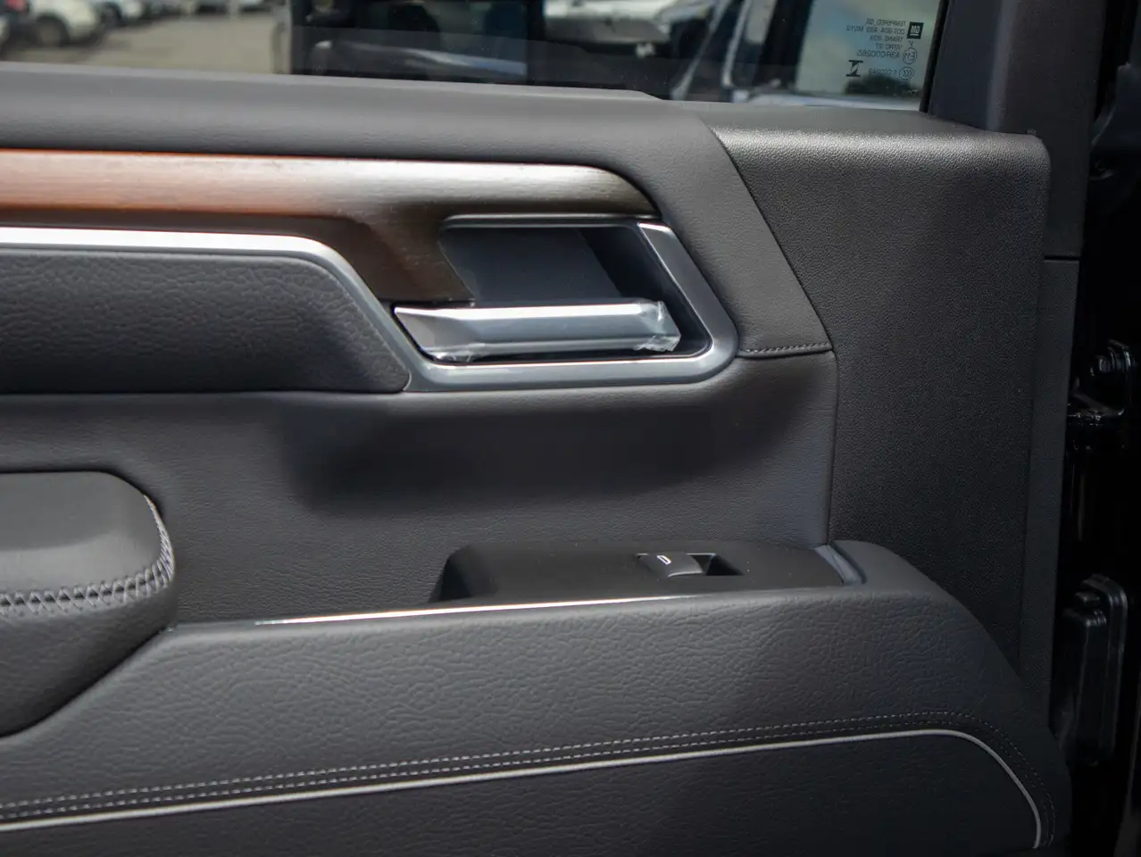 GMC Sierra 2500HD снимка GMC Sierra 2500HD
