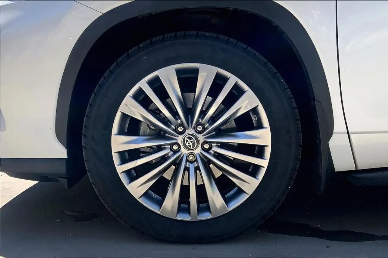 Toyota Highlander photo Toyota Highlander