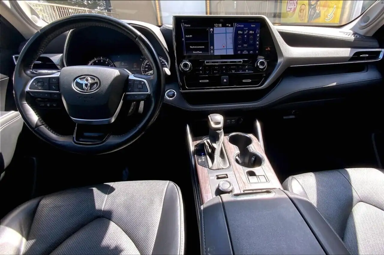 Toyota Highlander photo Toyota Highlander