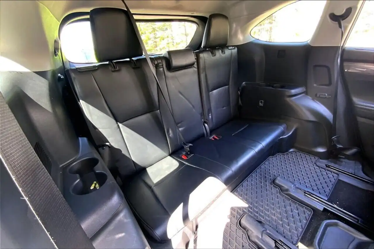 Toyota Highlander photo Toyota Highlander