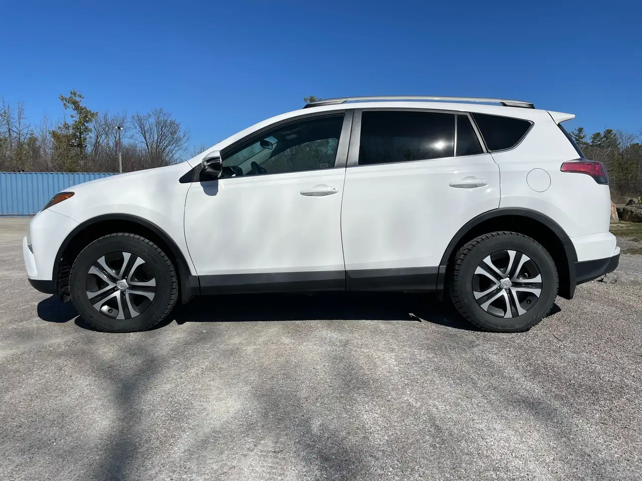 Toyota RAV 4 снимка Toyota RAV 4