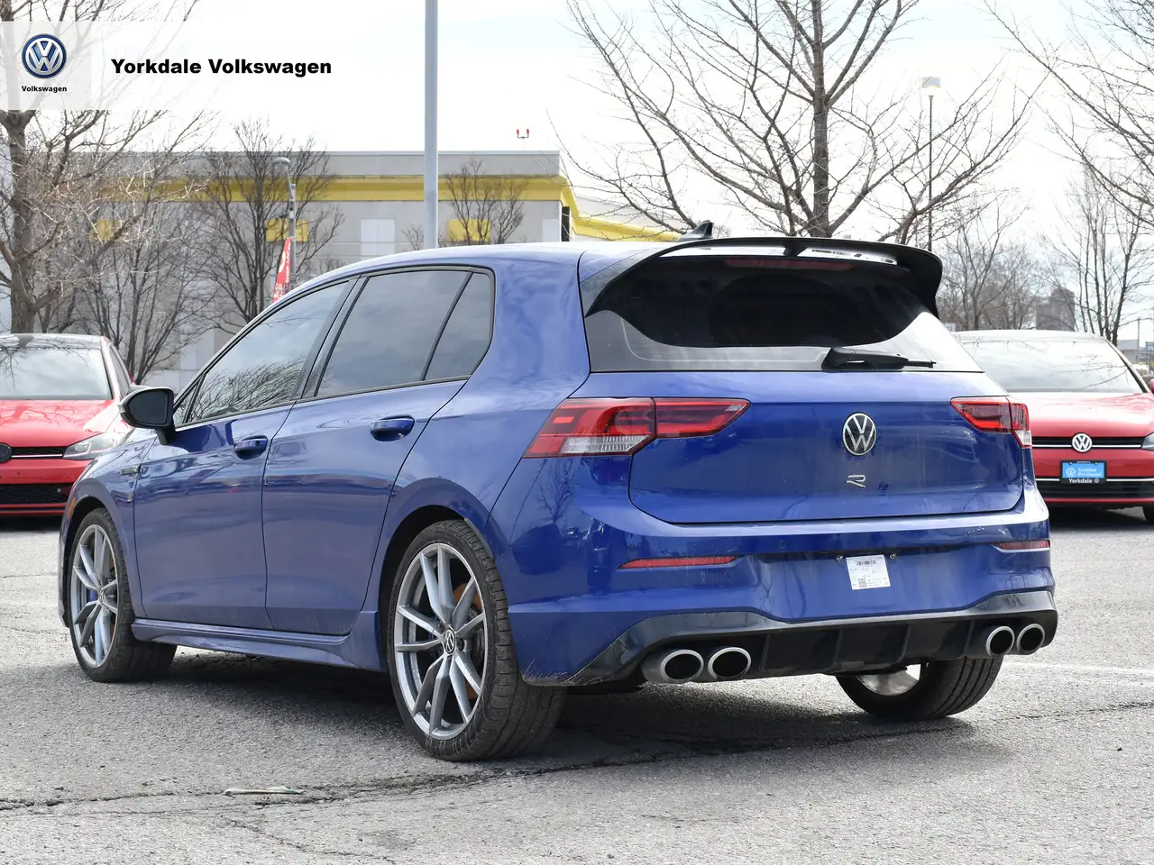 Volkswagen Golf R снимка Volkswagen Golf R