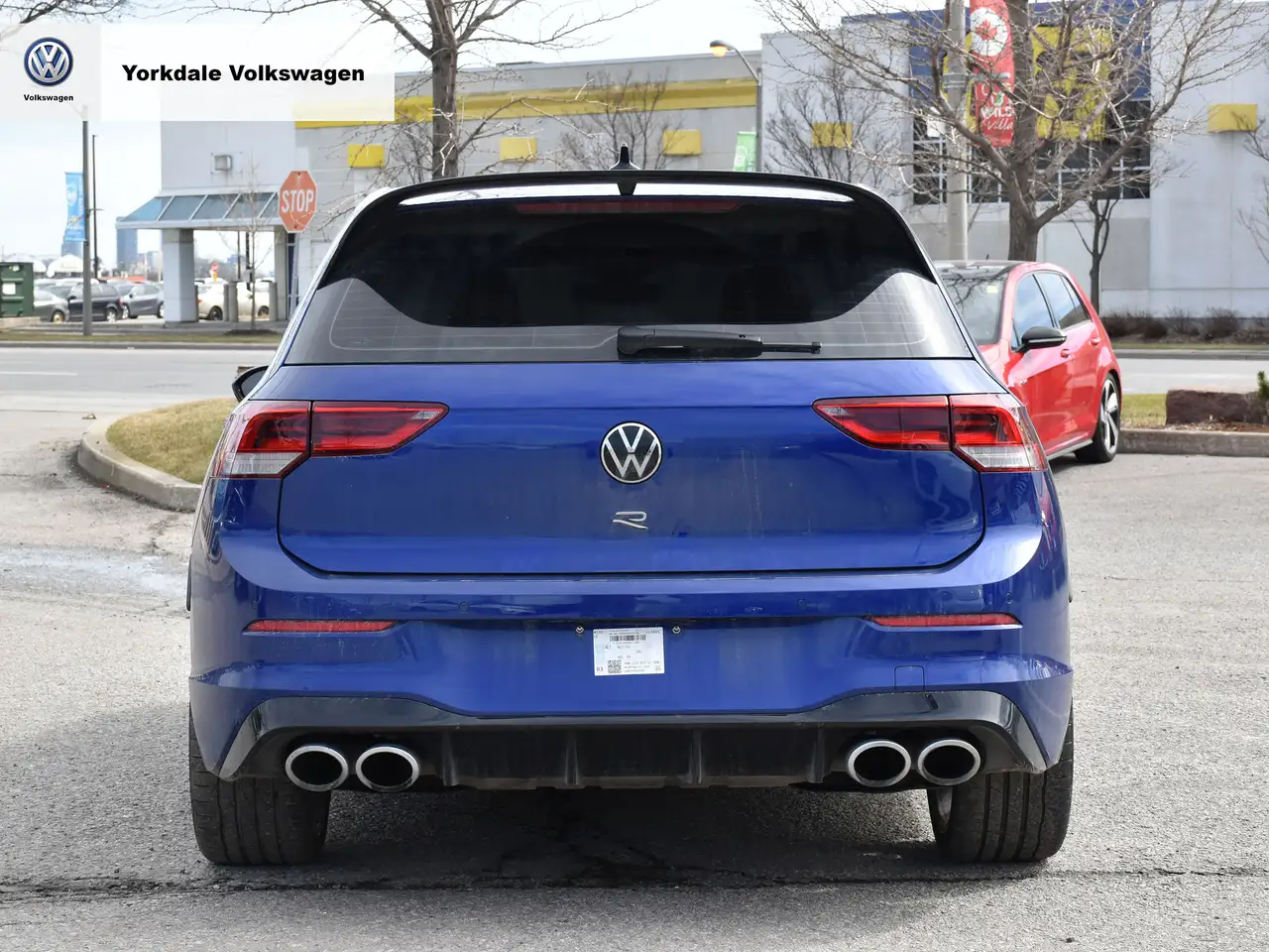 Volkswagen Golf R снимка Volkswagen Golf R