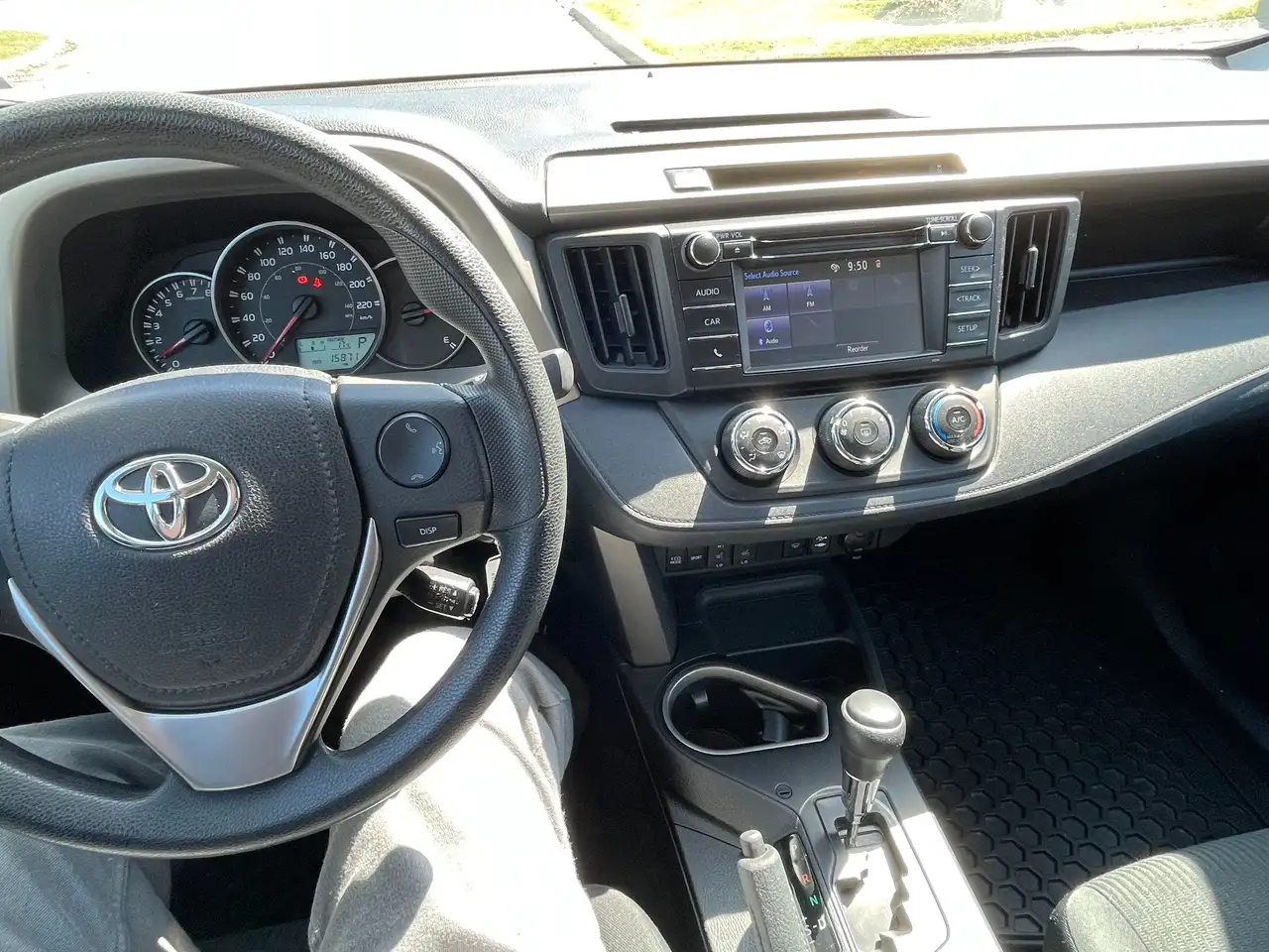 Toyota RAV 4 снимка Toyota RAV 4
