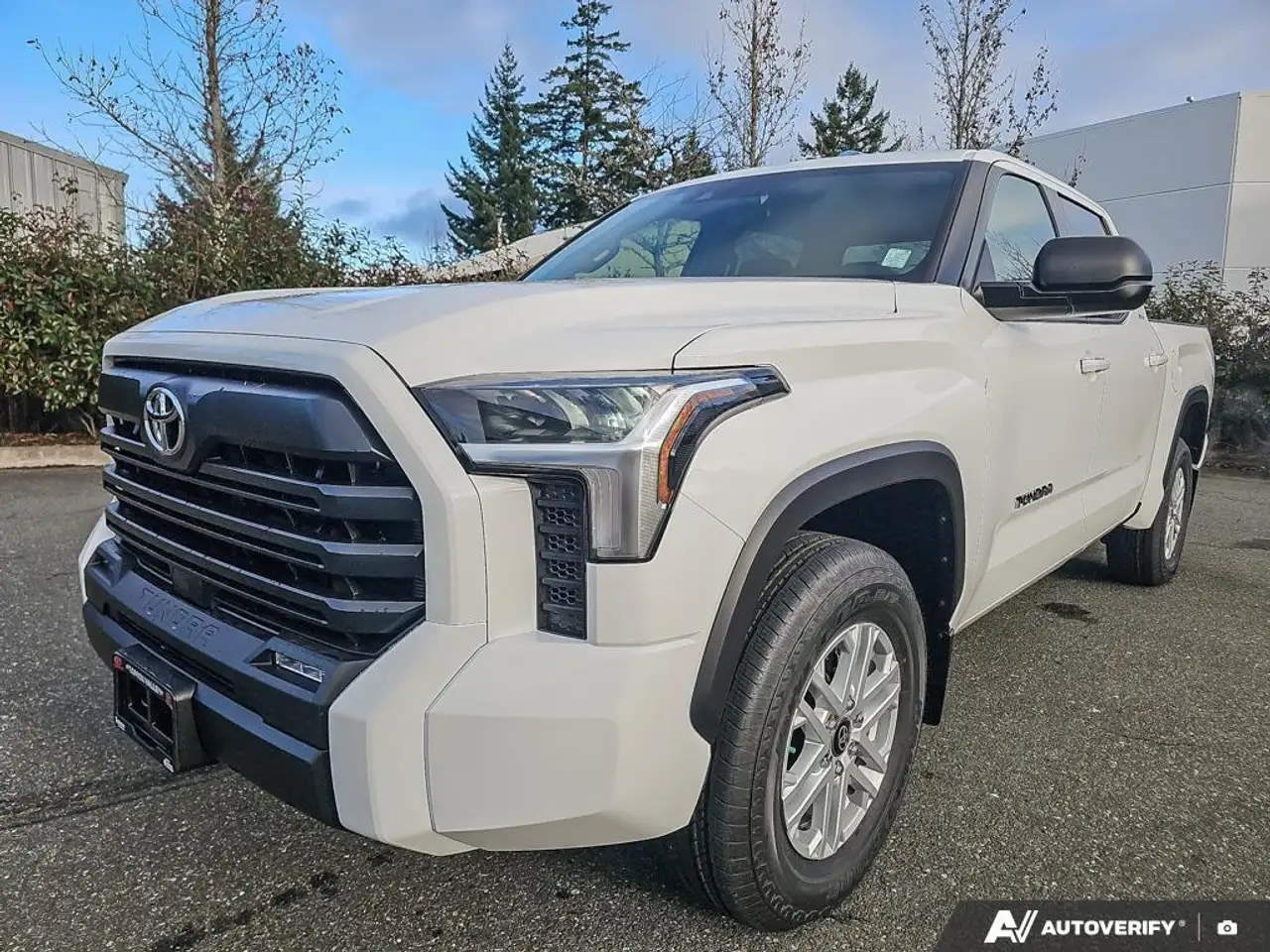 Toyota Tundra снимка Toyota Tundra