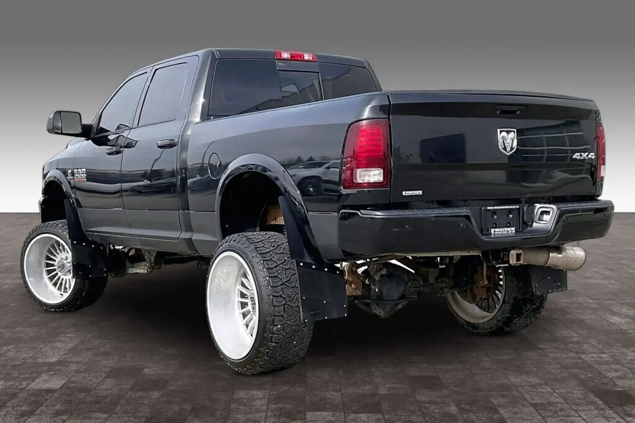 RAM 2500 снимка RAM 2500