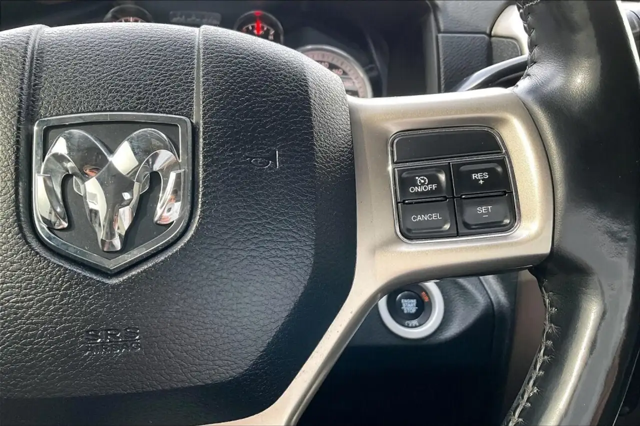 RAM 2500 снимка RAM 2500