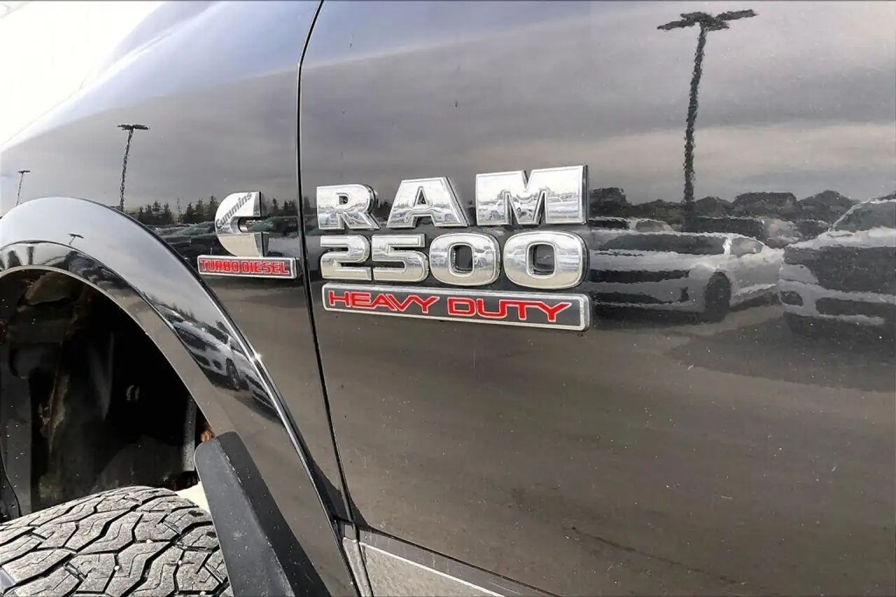 RAM 2500 снимка RAM 2500