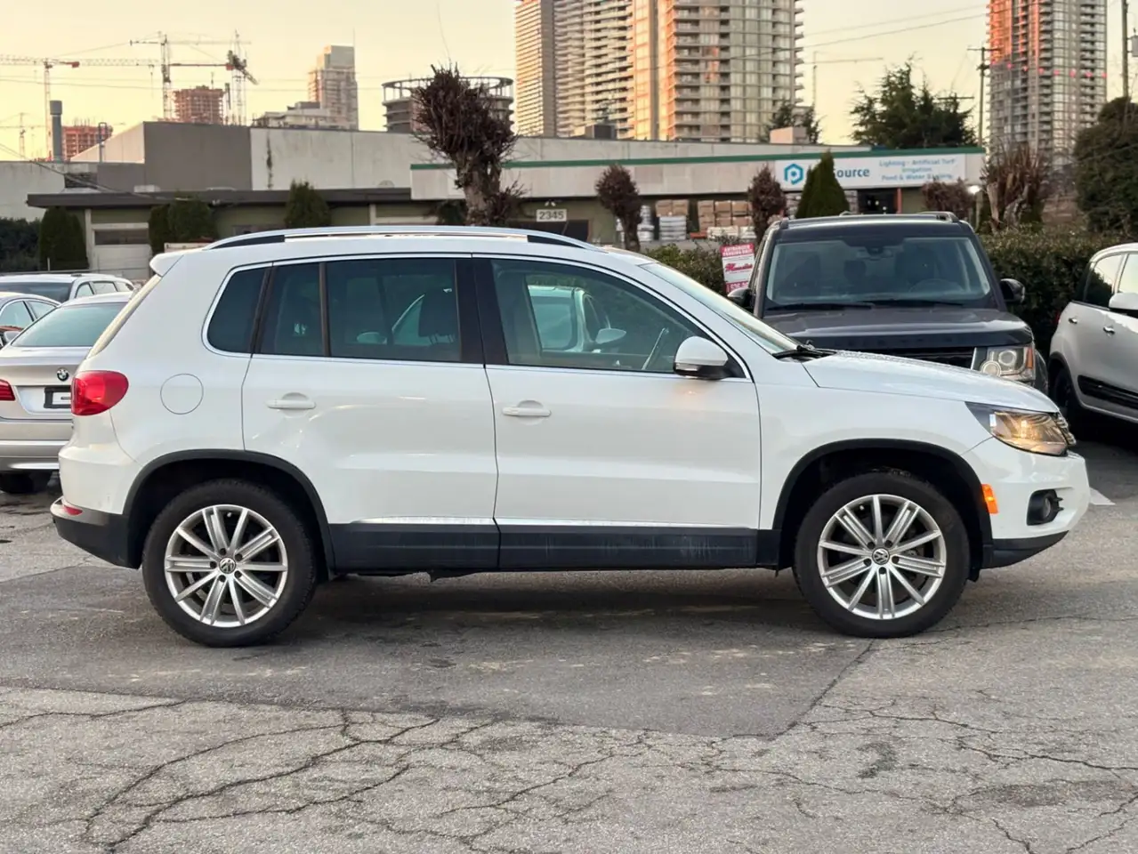 Volkswagen Tiguan снимка Volkswagen Tiguan