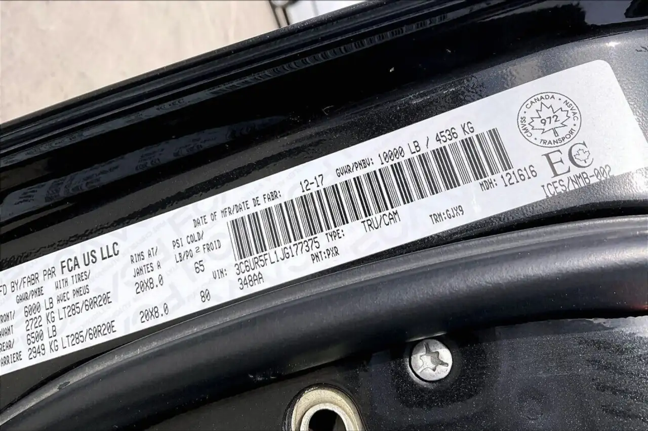 RAM 2500 снимка RAM 2500